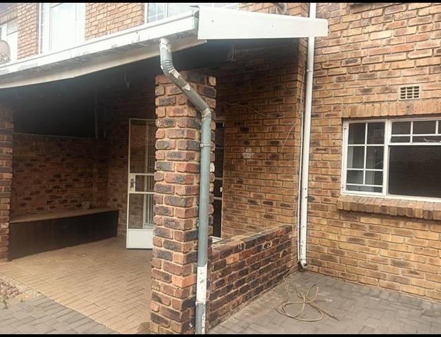 2 BEDROOM DUPLEX FOR SALE IN ELSPARK